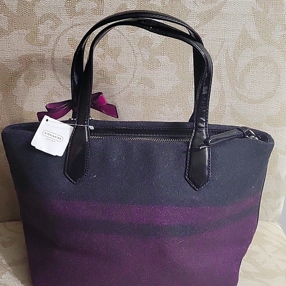 COACH WOOL STRIPED TOTE BAG NWT - Picture 4 of 10